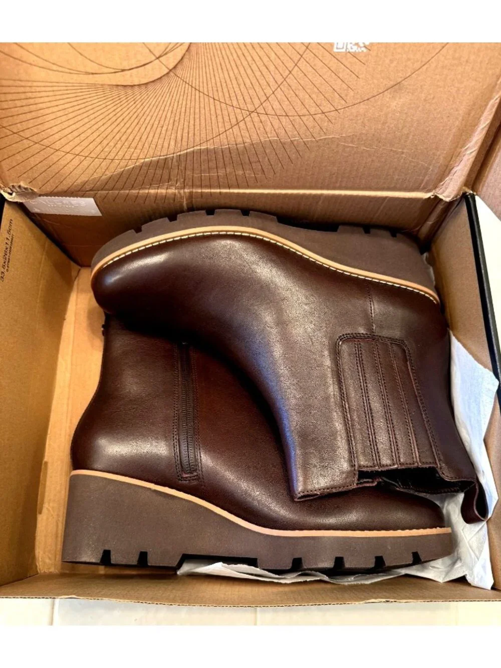 Vionic Aria 2.0 Size 8.5 Ankle Wedge Boot Women's Water Repellent NWT Dark Brown